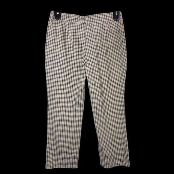 Harlow Tan And Black Plaid Capri's Size XL - Picture 2 of 6